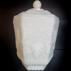 Anchor Hocking Fire King Grape Pattern Milk Glass Cookie Jar * VINTAGE *